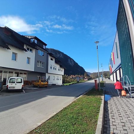 Sobe Sa Kupatilom Jajce 亚伊采 外观 照片