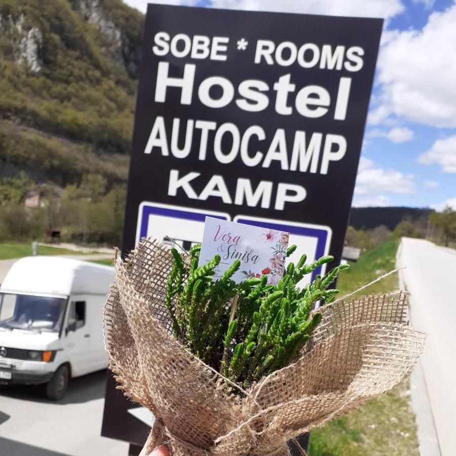Sobe Sa Kupatilom Jajce 亚伊采 外观 照片